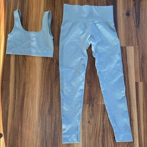 Setactive Set - Sports Bra XS + Leggings Small